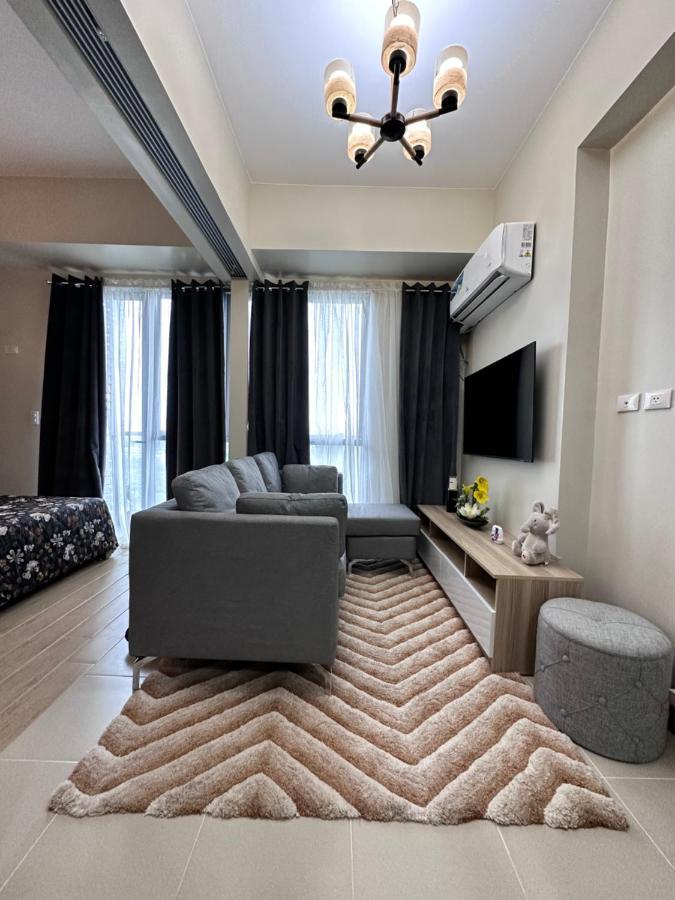 The Palladium- Serene Ілоіло Екстер'єр фото